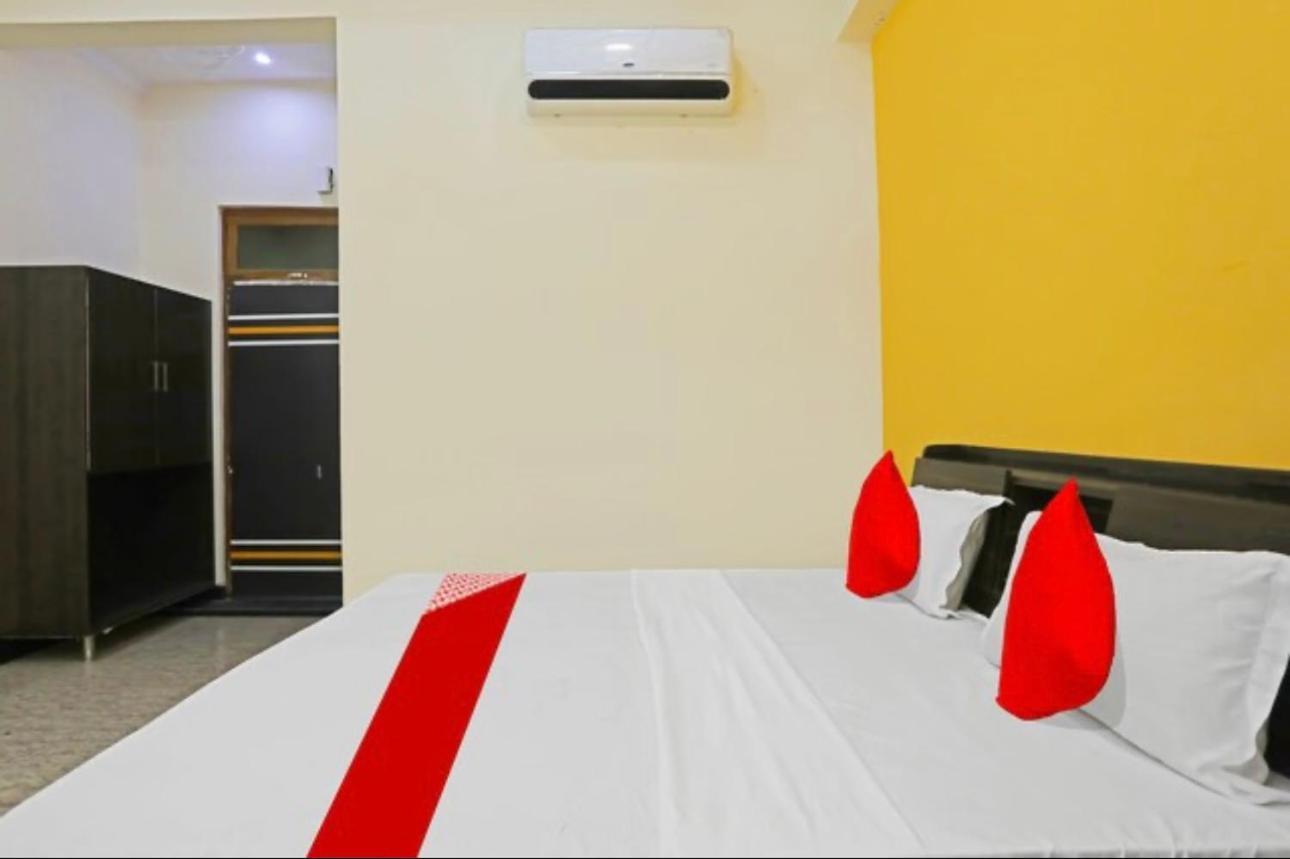 Hotel Mannu Grand Kanpur Exterior foto