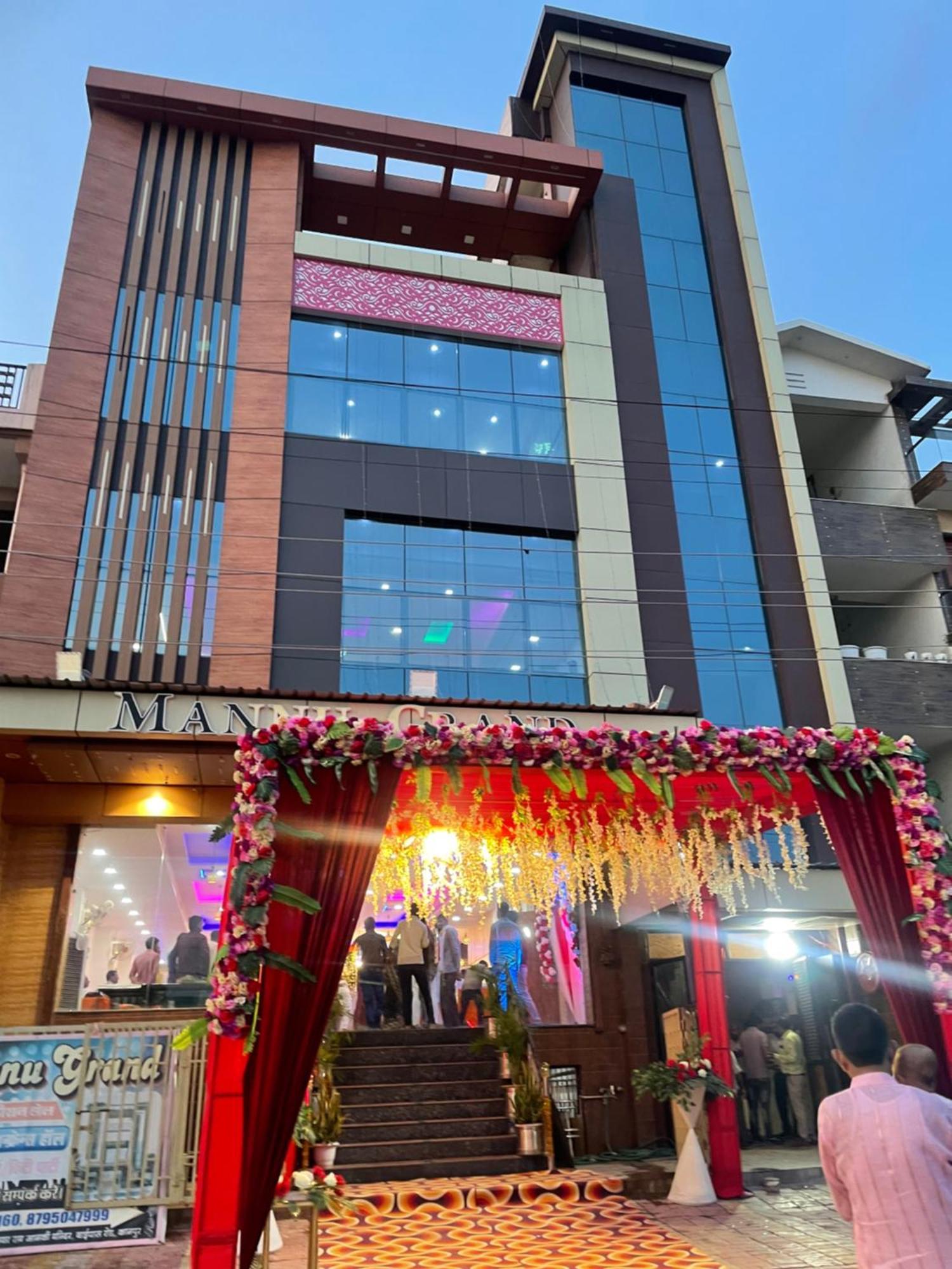 Hotel Mannu Grand Kanpur Exterior foto