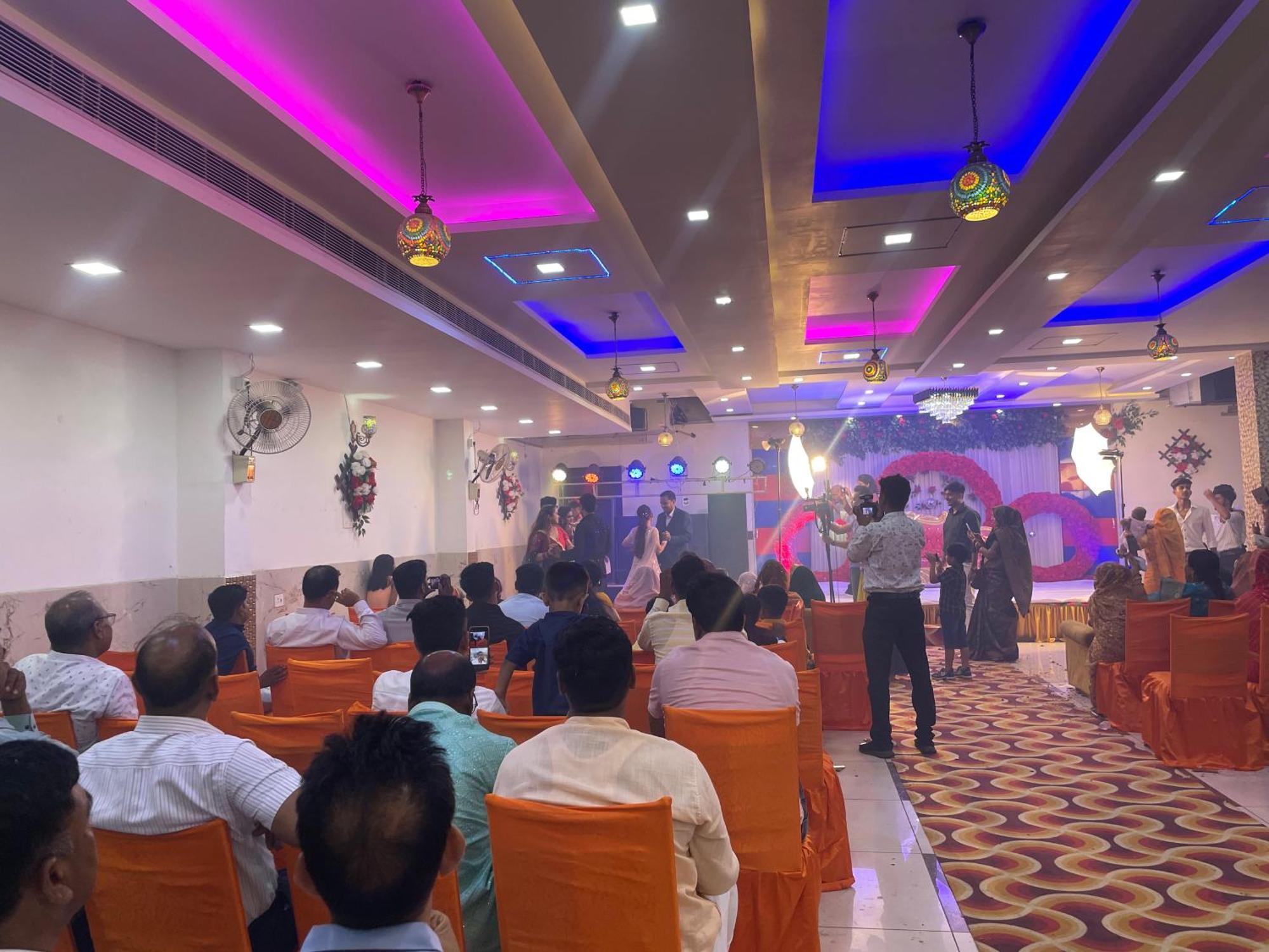Hotel Mannu Grand Kanpur Exterior foto